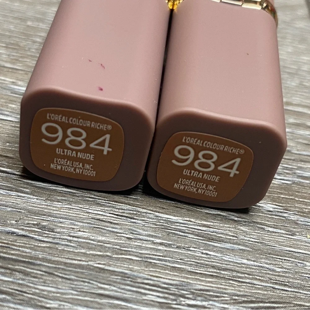 L’Oreal Colour Riche Lipstick 284 Ultra Nude